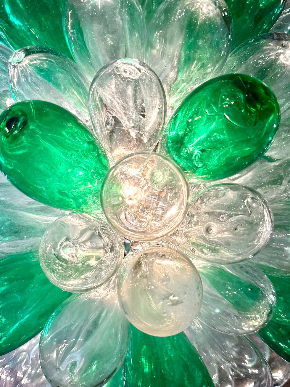 الصورة المصغرة: Vintage Recycled Hand-Blown Glass Balloon Pendant – Emerald & Clear Sculptural Light -