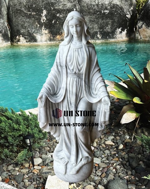 Statue of Mary