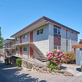 5904 Highway Place Everett, WA 98203