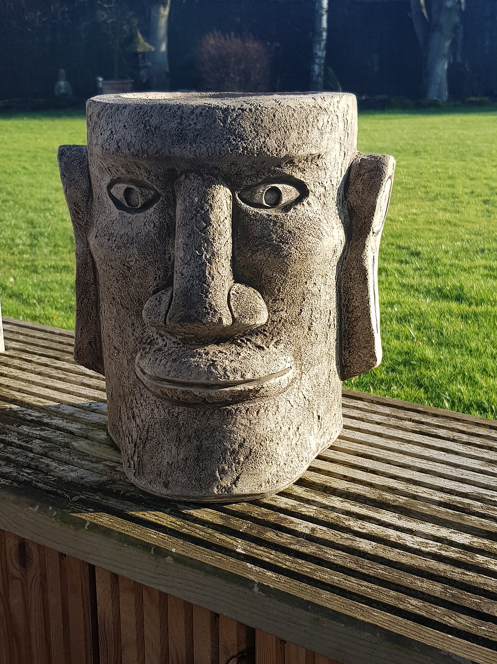 7123 EASTER ISLAND HEAD PLANTER Ornate Stone Ware ltd