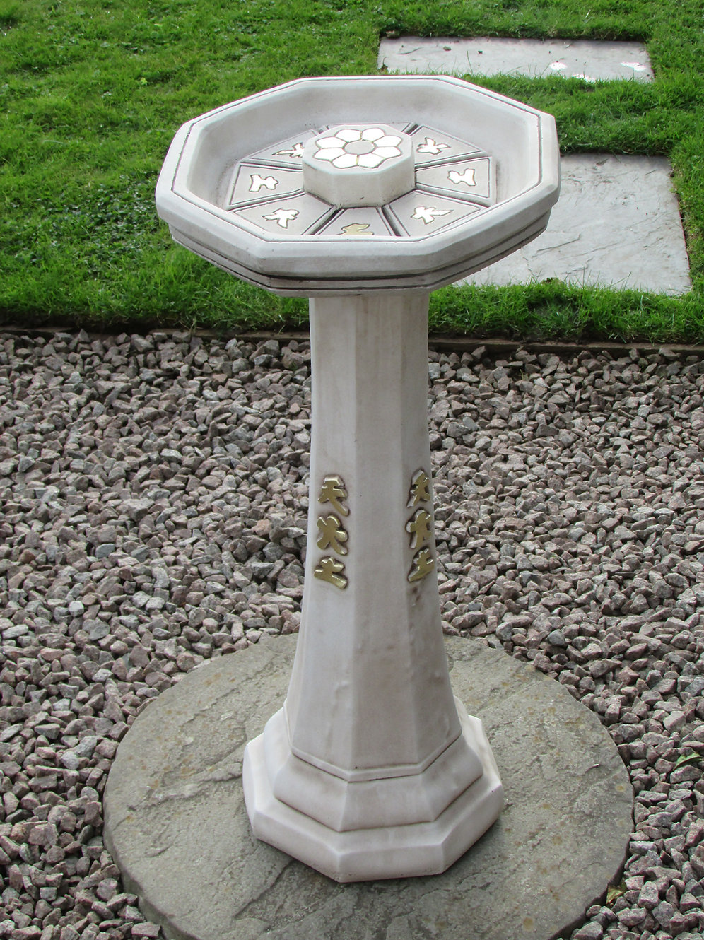 4042 JAPANESE BIRD BATH Ornate Stone Ware ltd