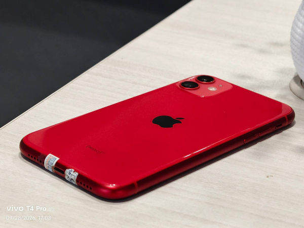 Apple iPhone 11 (PRODUCT)RED