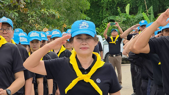 กล่องสีขาว.jpg