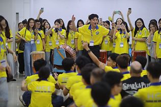 มหาวิทยาลัยกาฬสินธุ์เปิดบ้านต้อนรับนักศึกษาเวียดนาม จัดเวิร์คชอปดนตรีและศิลปะการแสดงพื้นบ้านอีสาน ปิดท้ายด้วยขบวนแห่เซิ้ง
