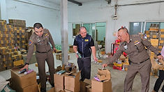 ท้องฟ้าสีฟ้าคราม