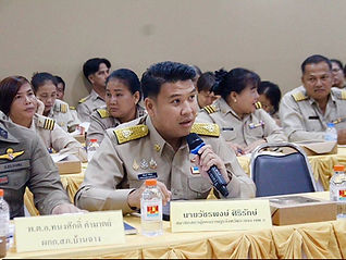 กล่องสีขาว.jpg