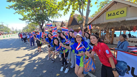 กล่องสีขาว.jpg