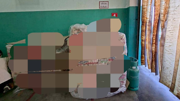 กล่องสีขาว.jpg