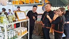 ศรีสะเกษ - ผุดงานมหกรรมอุทยานสมุนไพร แพทย์แผนไทย ภูมิปัญญาไทย ครั้งที่ 1 ส่งเสริมการท่องเที่ยวเชิงสุขภาพ-สร้างรายได้สู่ชุมชน  