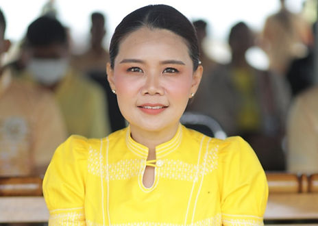 กล่องสีขาว.jpg
