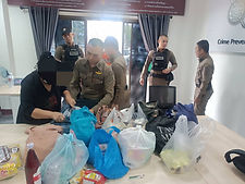 นำตัวแถลงข่าว