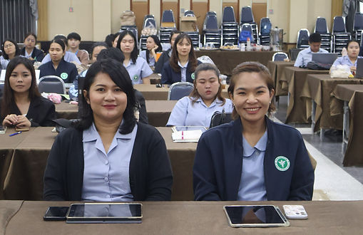 กล่องสีขาว.jpg