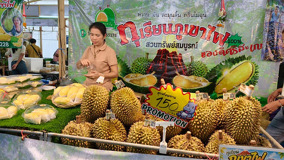 กล่องสีขาว.jpg