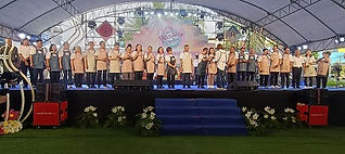 กล่องสีขาว.jpg