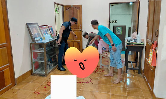 กล่องสีขาว.jpg