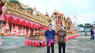 กล่องสีขาว.jpg