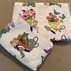 Cosmetic bags made with Watering Cans. Pattern from Maggy FiftyFive