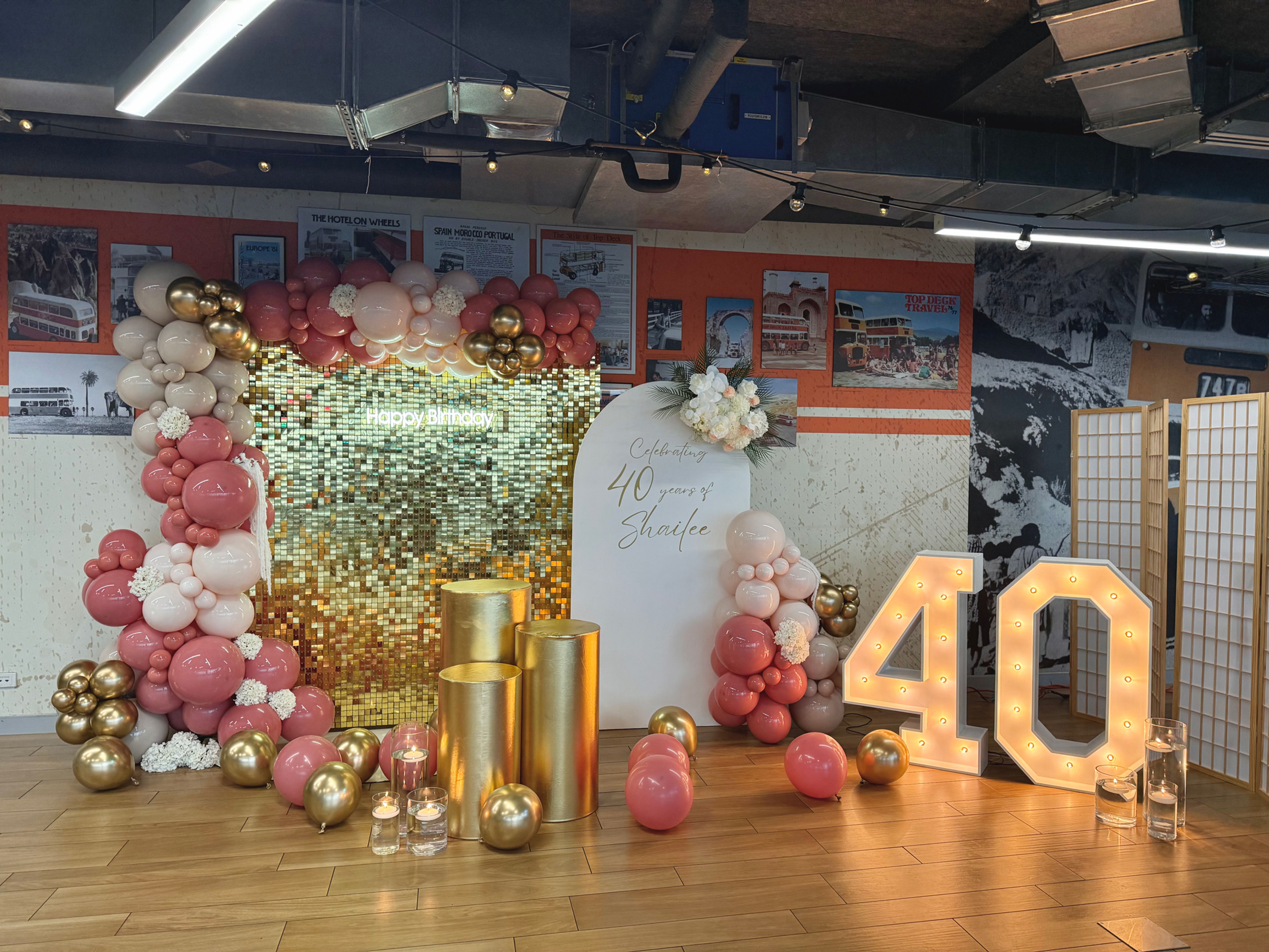 Shimmer wall / arch display