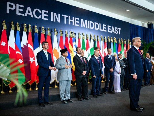 President Donald Trump and world leaders at the “Peace in the Middle East" summit in Sharm El-Sheikh, October 13, 2025 | Official White House Photo by Daniel Torok (US Gov't Work)