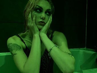 quinn bailey Releases Raw Post-Punk Single 'Glass Castle'