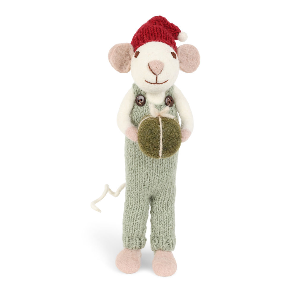 Gry & Sif Big White Mouse w/Light Green Pants & Present