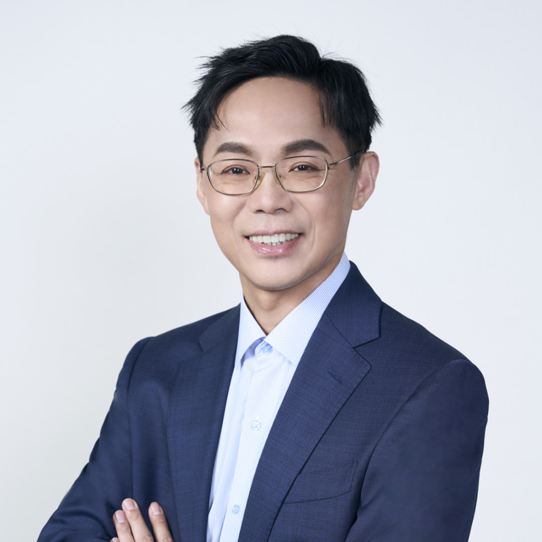 彭 建文氏の顔写真