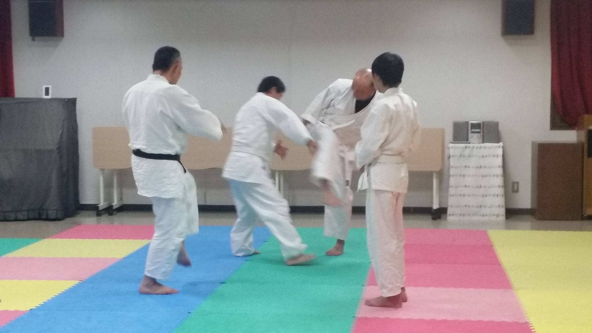 回し蹴り捌き練習