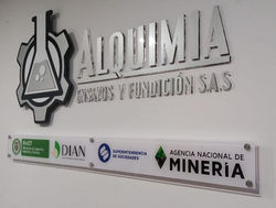 Aviso de acrílico transparente alto relieve corte laser medellin