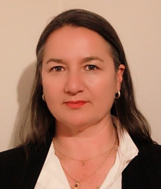 Yessenia Echeverría.jpg