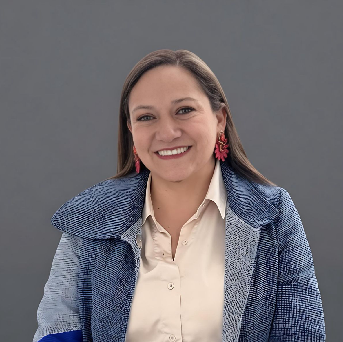 Renata León Costales _edited.jpg