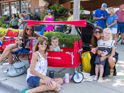 Lake Forest Day Draws Community Together
