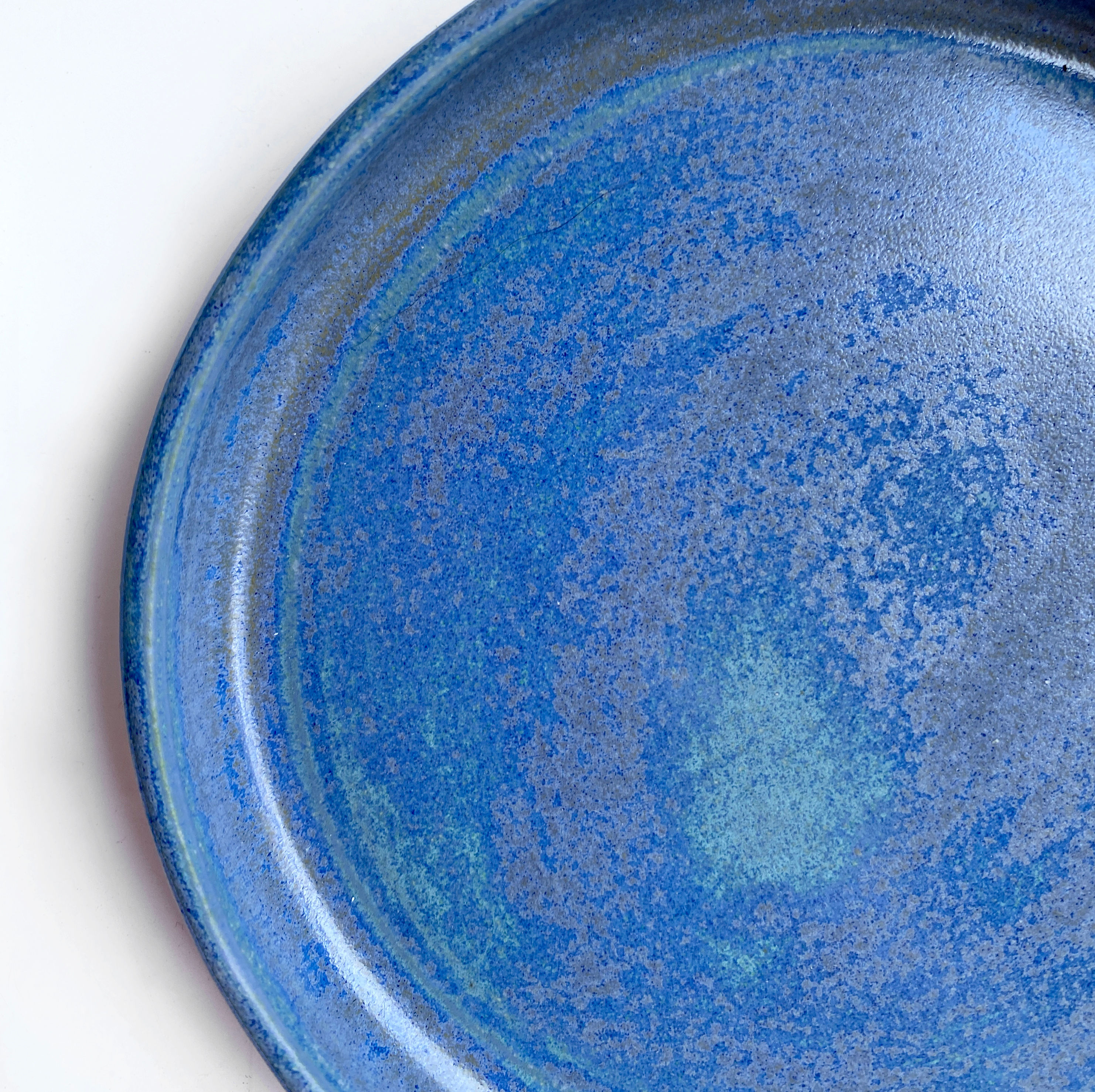 Lapis dinnerware