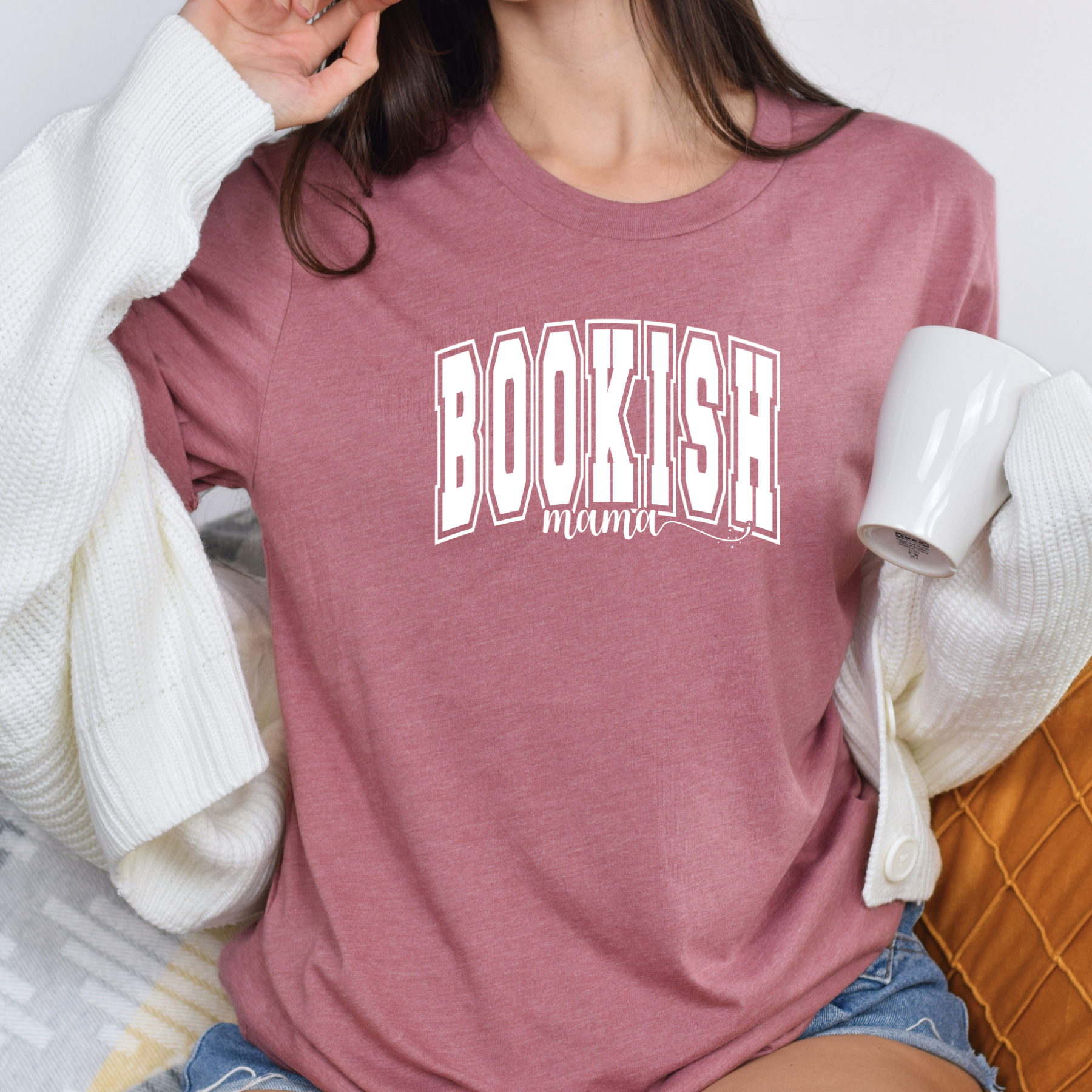 Bookish Mama Tee