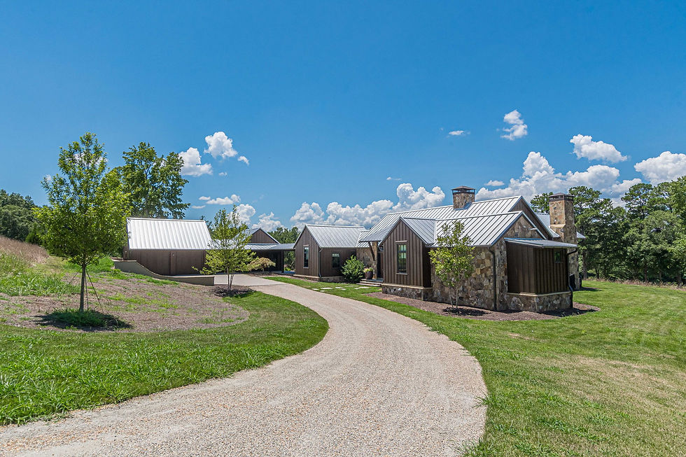 2-web-or-mls-Farmstead Ln-4.jpg