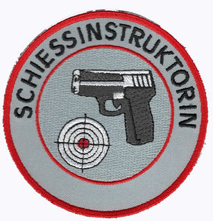 Kapo BL_ Schiessinstruktorin.jpg