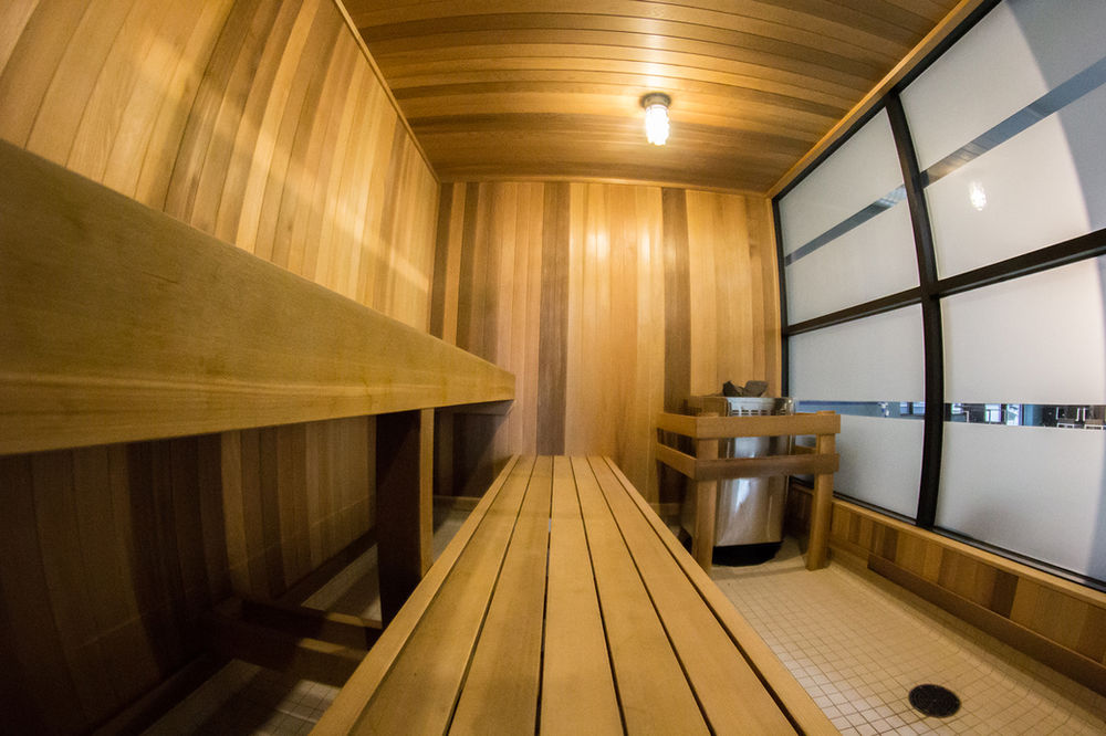 HOTEL BLU SAUNA DOWNTOWN VANCOUVER
