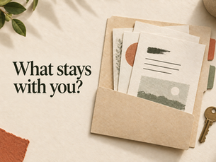 What stays with you? A cream project folder, layered documents and brass key illustrate an AI consulting handover that the business can use.