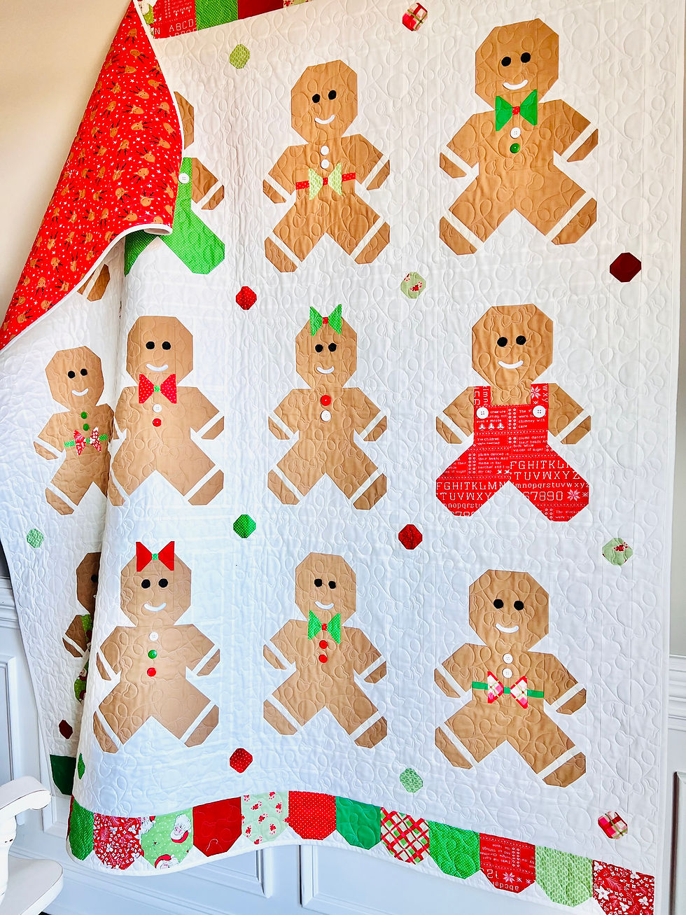 Thumbnail: Ginger & Jolly Quilt PDF Pattern