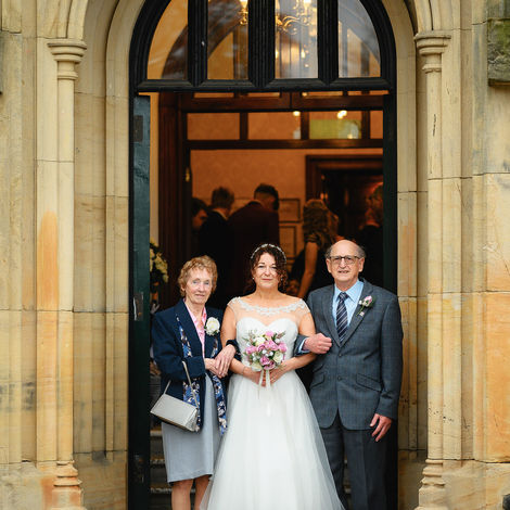 portrait at entrance Dudley registry office