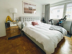 How to create a comfy, American-style bed in your European home.