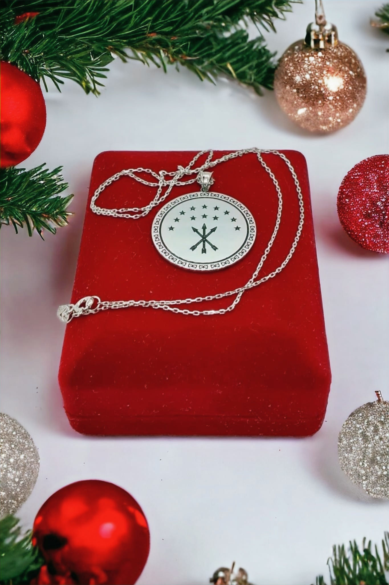 Серебряное колье