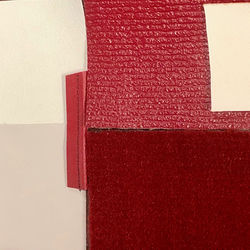 Grey / Red