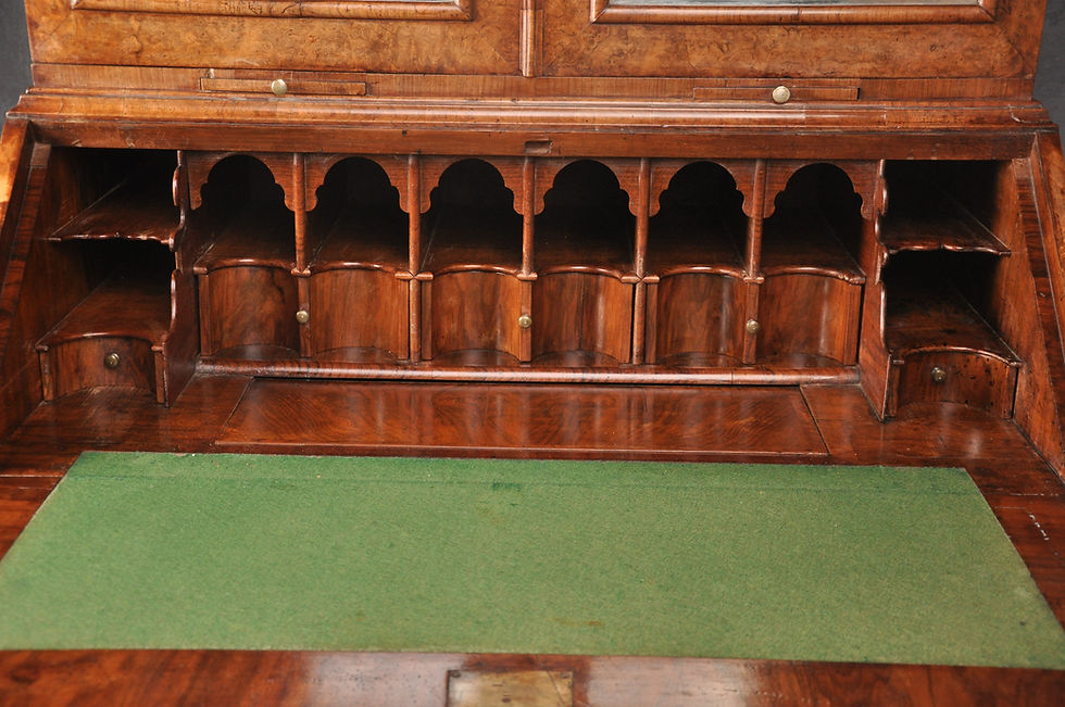 Thumbnail: 17th Century Burr Walnut Bureau Cabinet