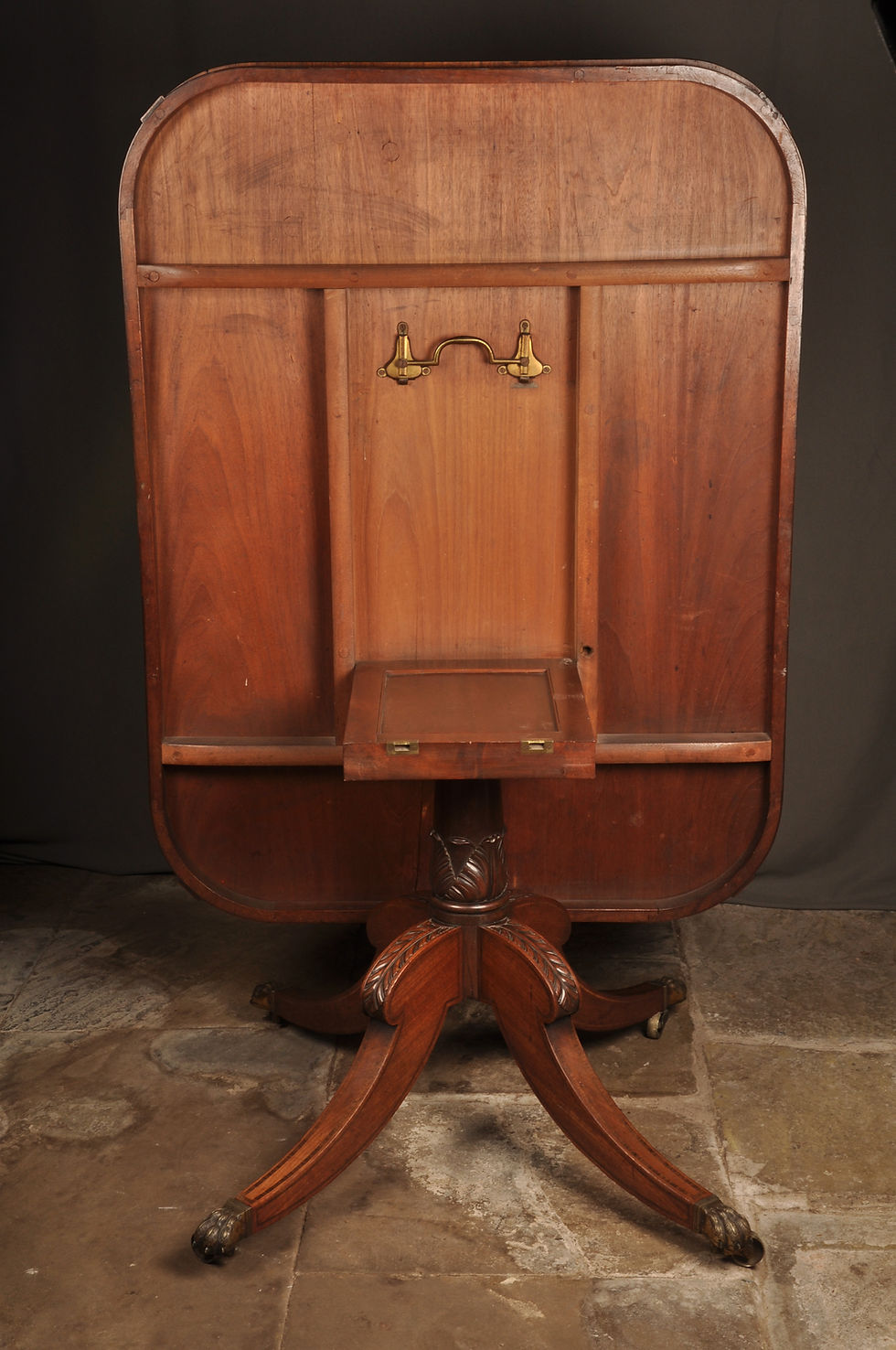 Thumbnail: A Superb Quality Regency Mahogany Breakfast Table