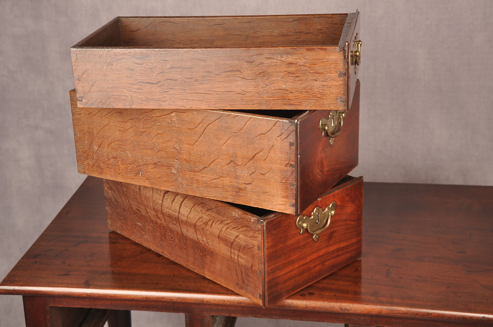 Thumbnail: Fine Early 18th Century Mahogany Lowboy