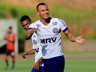 Meia do sub-20 do Bahia feliz por renovar contrato e espera receber oportunidade na equipe principal
