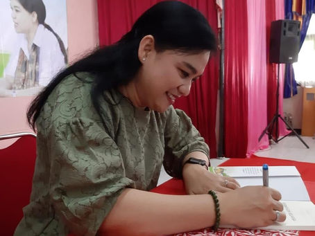 Solid Gold Berjangka | Saat Ahli Bioteknologi Molekuler Menulis Buku ‘Panduan Keluarga’