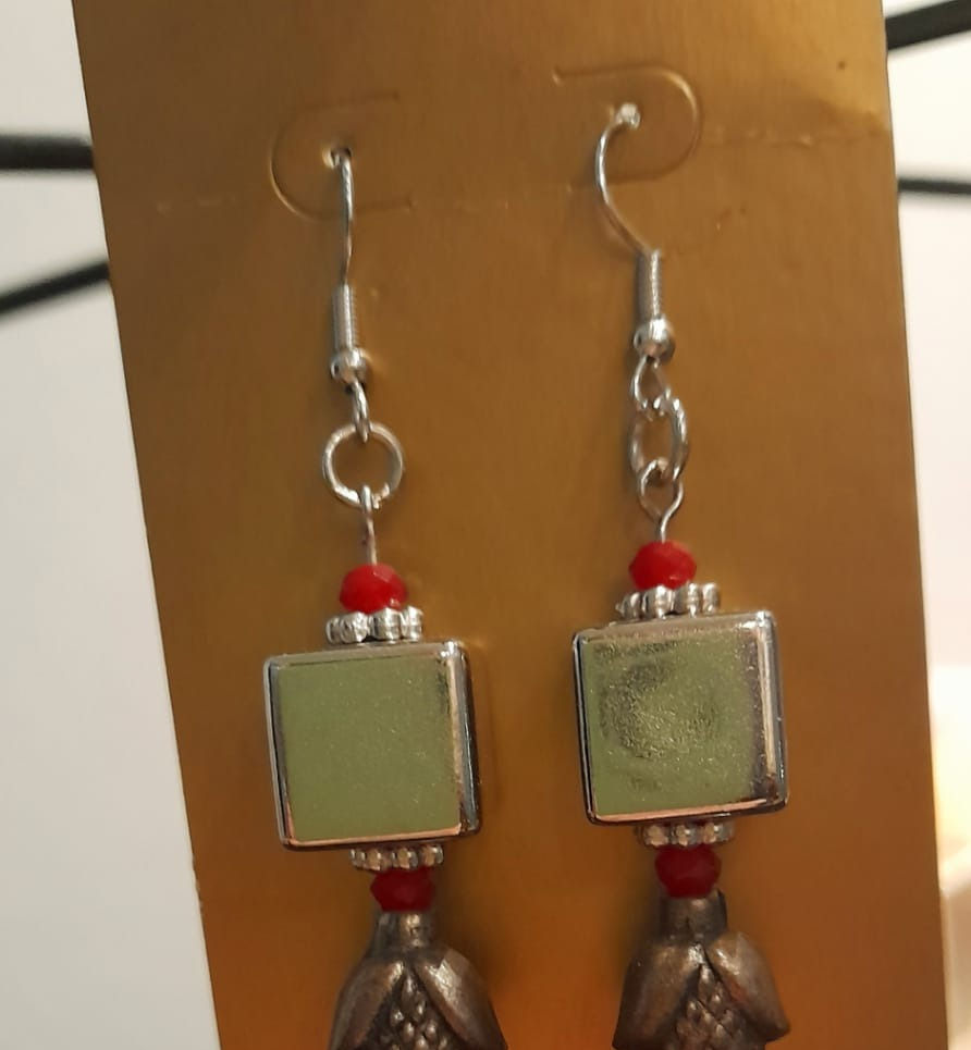 Miniatura: Brinco cubo & Folhas