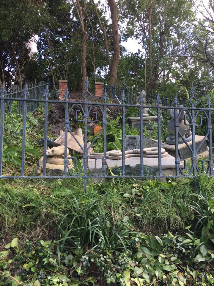 Haunted Mansion pet cemetery hurricane damage in Magic Kingdom Disney World. Photo by Four Theme Parks Magazine.