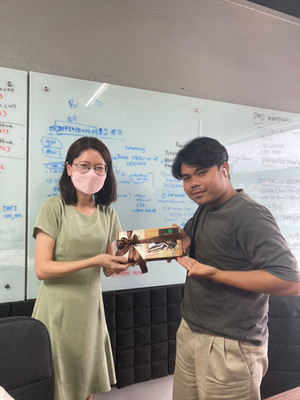 Kurma giveaway to Zulhusni
